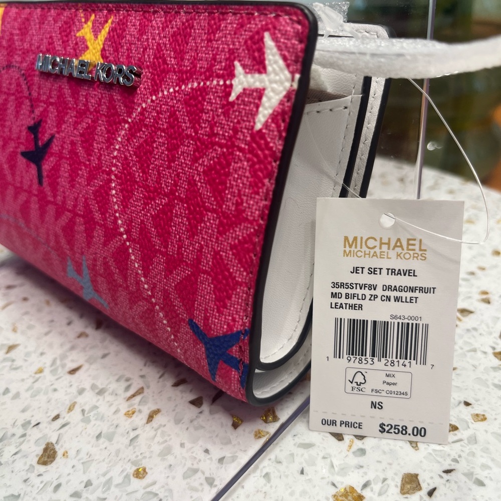 Michael Kors Jetset Pink Dragonfruit Wallet with Airplane Print - Picture 3 of 9
